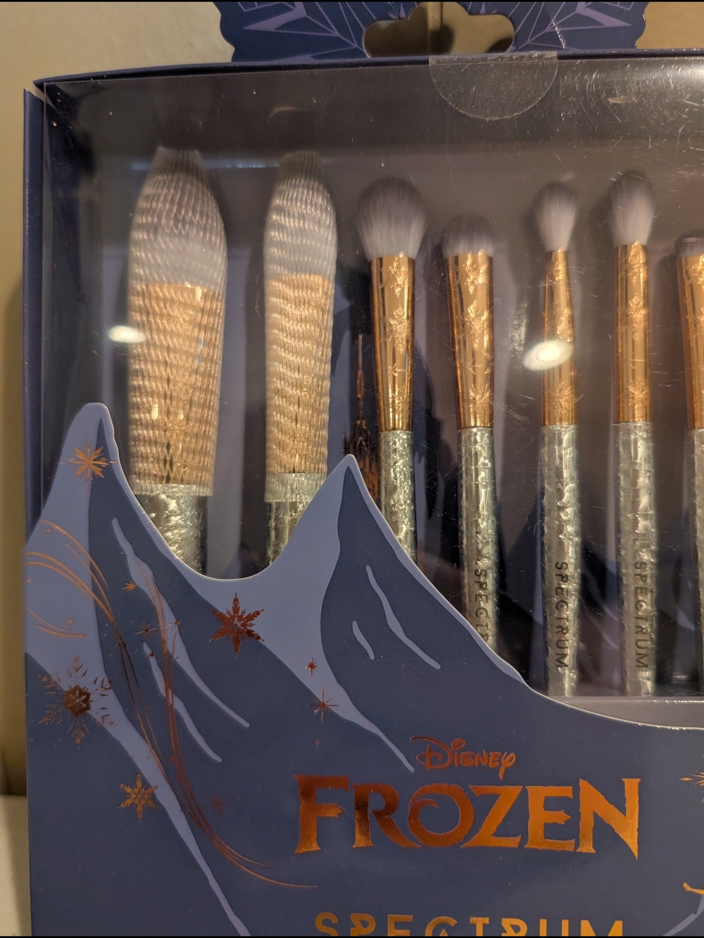Disney Frozen 8-Piece Makeup Brush Set - Lavender & Gold - Picture 2 of 9